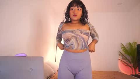Snapshot of katnees_correa chatting on 5, 12, 2025 Follow me on instagram and twitter as correaktnees online show from 5, 12, 2025