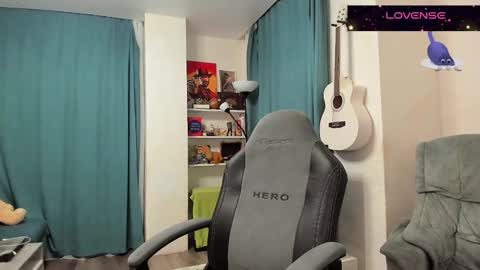 katniss_k online show from 8, 2, 2025