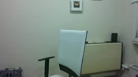 katoamad online show from 14, 4, 2026