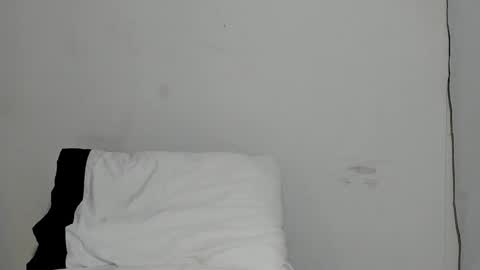 Kathrin online show from 1, 2, 2025