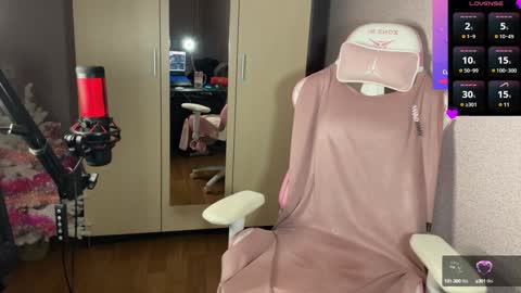 Snapshot of katrin_kristal chatting on 26, 1, 2025 naked in pvt show 100 tk online show from 26, 1, 2025