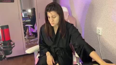 Snapshot of katrin_kristal chatting on 14, 2, 2025 naked in pvt show 100 tk online show from 14, 2, 2025