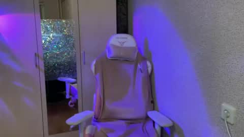   naked in pvt show 100 tk online show from 4, 3, 2026