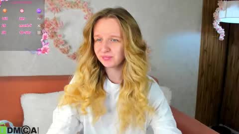 Snapshot of katrina_bail chatting on 24, 9, 2025 Katrina Bail online show from 24, 9, 2025