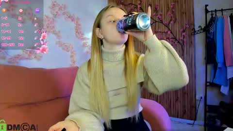 Snapshot of katrina_bail chatting on 7, 10, 2025 Katrina Bail online show from 7, 10, 2025