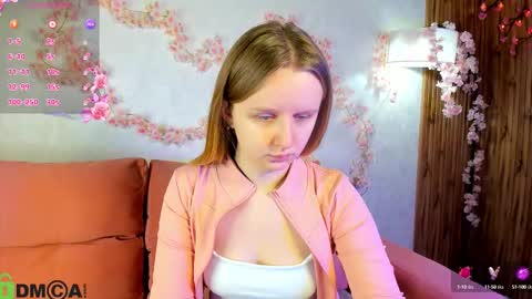 Snapshot of katrina_bail chatting on 13, 10, 2025 Katrina Bail online show from 13, 10, 2025