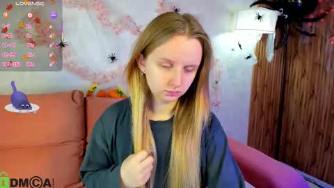 Snapshot of katrina_bail chatting on 19, 10, 2025 Katrina Bail online show from 19, 10, 2025