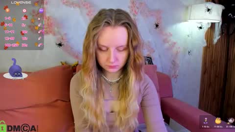 Snapshot of katrina_bail chatting on 27, 10, 2025 Katrina Bail online show from 27, 10, 2025