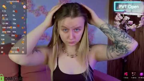 Snapshot of katrina_bail chatting on 22, 11, 2025 Katrina Bail online show from 22, 11, 2025