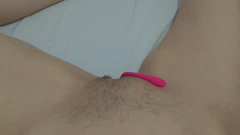 Snapshot of katrinna_arinna chatting on 10, 1, 2025 katrina dont forget to give me thumbs up online show from 10, 1, 2025