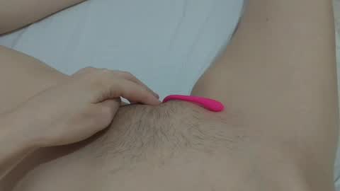 Snapshot of katrinna_arinna chatting on 23, 1, 2025 katrina dont forget to give me thumbs up online show from 23, 1, 2025