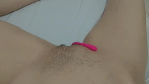 Snapshot of katrinna_arinna chatting on 24, 1, 2025 katrina dont forget to give me thumbs up online show from 24, 1, 2025