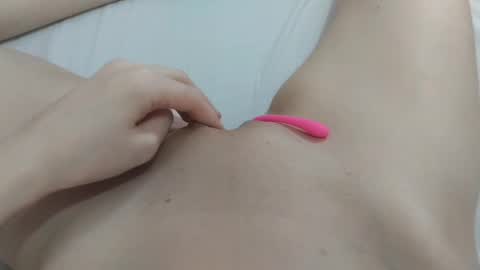 Snapshot of katrinna_arinna chatting on 26, 1, 2025 katrina dont forget to give me thumbs up online show from 26, 1, 2025