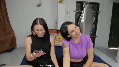 Snapshot of katrinrosex chatting on 24, 10, 2025 Katrin online show from 24, 10, 2025