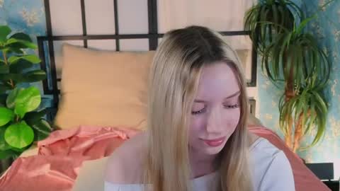 Snapshot of katt_yy chatting on 22, 4, 2026 katt_yy online show from 22, 4, 2026