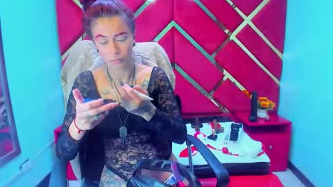 Snapshot of kattalella_luck chatting on 27, 11, 2025 kattalella luck online show from 27, 11, 2025