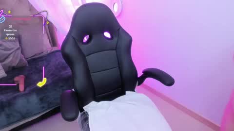 Snapshot of kattarina_ chatting on 9, 10, 2025 kattarina_ online show from 9, 10, 2025