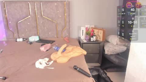Snapshot of kattejordan chatting on 14, 9, 2025 Katerine online show from 14, 9, 2025