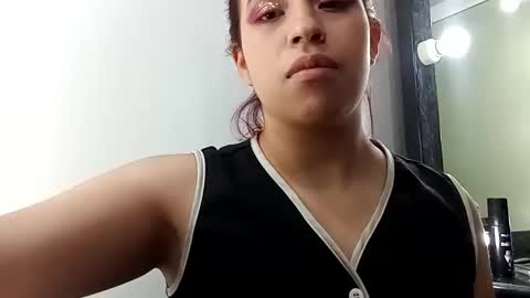 Snapshot of kattexxx chatting on 10, 10, 2025 kattexxx online show from 10, 10, 2025