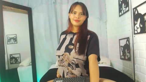 kattia online show from 8, 3, 2025