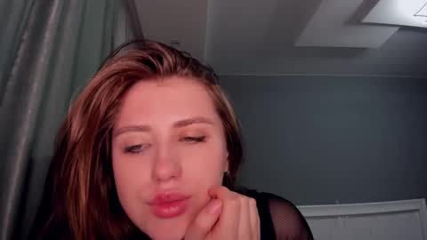 Snapshot of katty4sue chatting on 6, 3, 2025 Katty4Sue online show from 6, 3, 2025