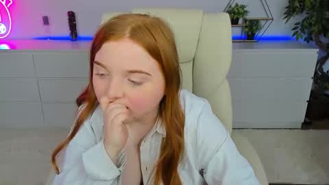 Snapshot of katty_rose8 chatting on 10, 9, 2025 Katty online show from 10, 9, 2025