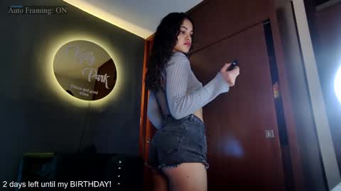 Snapshot of kattypark_ chatting on 17, 1, 2025 Hello Katty lovers online show from 17, 1, 2025