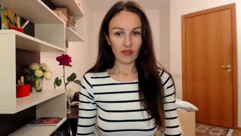 KattySapphire online show from 15, 10, 2025