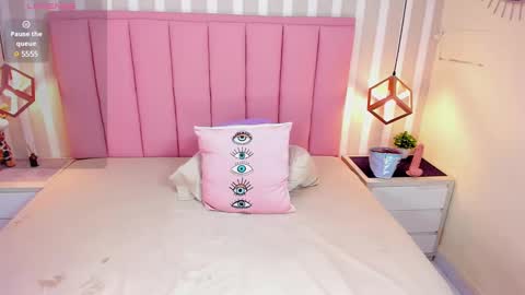 Snapshot of katy_brownn_ chatting on 10, 1, 2025 KATY online show from 10, 1, 2025