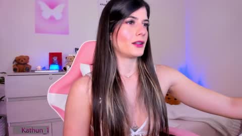 Snapshot of katy_hunny chatting on 5, 12, 2024 Katy online show from 5, 12, 2024