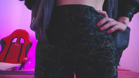 Snapshot of katy_van chatting on 22, 11, 2025 Katy Van online show from 22, 11, 2025