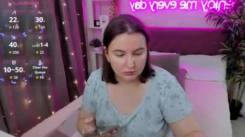 Snapshot of katyaneilson chatting on 26, 10, 2025 Kate online show from 26, 10, 2025