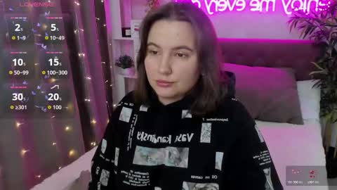 Snapshot of katyaneilson chatting on 2, 11, 2025 Kate online show from 2, 11, 2025