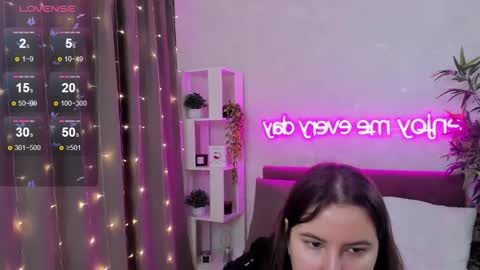 Snapshot of katyaneilson chatting on 26, 11, 2025 Kate online show from 26, 11, 2025