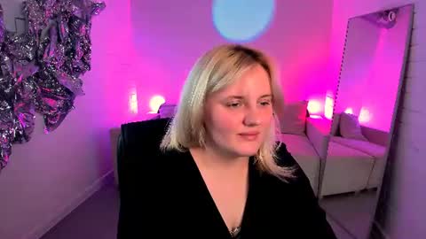 Snapshot of katybriggs chatting on 29, 6, 2026 Katy online show from 29, 6, 2026