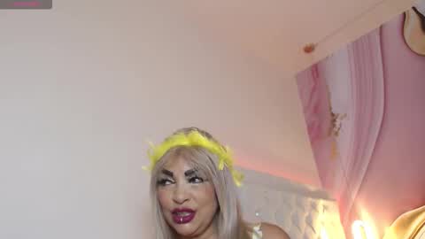 Snapshot of katyhornymilfsexy chatting on 26, 9, 2025 katy online show from 26, 9, 2025