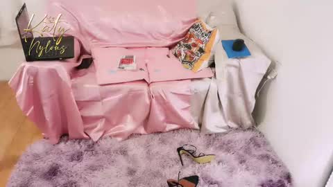 Snapshot of katynylons chatting on 15, 2, 2025 Katy online show from 15, 2, 2025