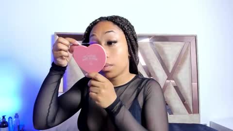 katyortiz online show from 5, 11, 2025