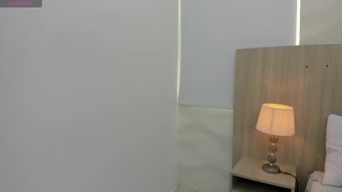   online show from 8, 11, 2025