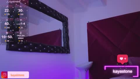 Cattleya stone online show from 8, 11, 2025