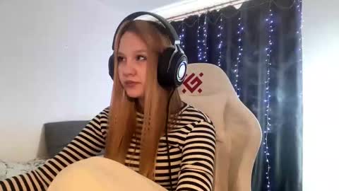 Snapshot of kayceefroehner chatting on 3, 3, 2026 Amia online show from 3, 3, 2026