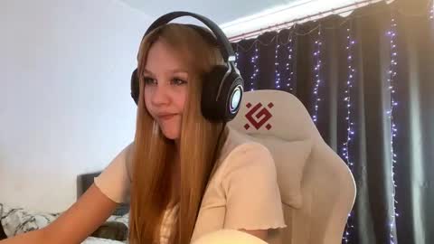 Amia online show from 4, 3, 2026