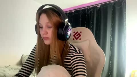 Amia online show from 17, 4, 2026