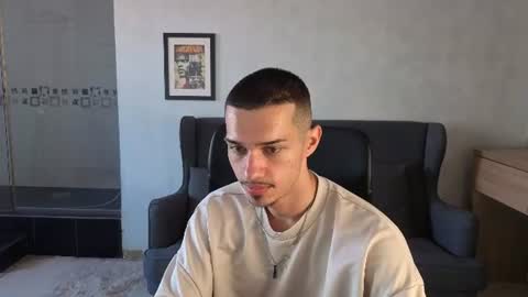 Snapshot of kaydendrew chatting on 18, 6, 2026 KaydenDrew online show from 18, 6, 2026