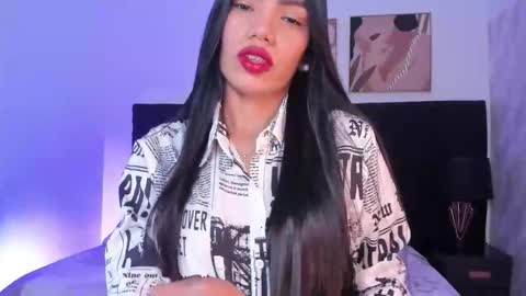 Kayla  online show from 23, 10, 2025