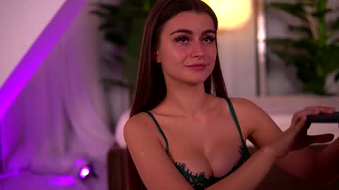 Snapshot of kaylabray chatting on 31, 10, 2025 kaylabray online show from 31, 10, 2025