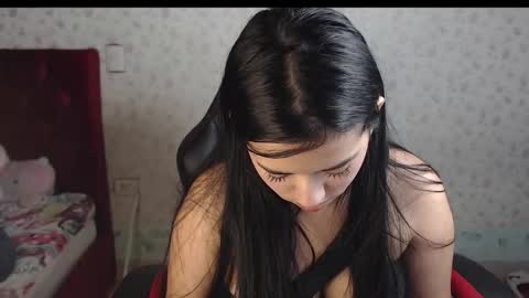 Snapshot of kaylak18x chatting on 20, 10, 2025 Kayla online show from 20, 10, 2025