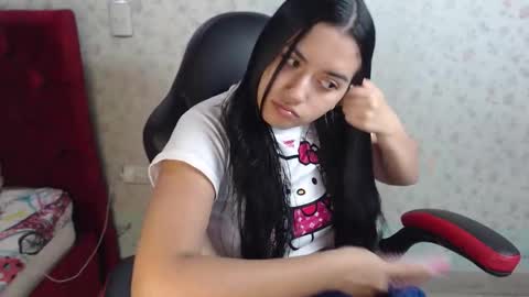 Snapshot of kaylak18x chatting on 11, 11, 2025 Kayla online show from 11, 11, 2025