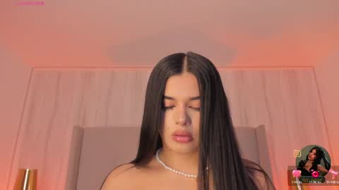 Kayla online show from 7, 4, 2026