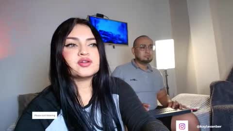 Snapshot of kaylavanber_ chatting on 30, 11, 2025 KAYLA Damian online show from 30, 11, 2025